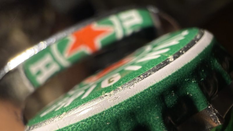 Tapas de botellas en primer plano